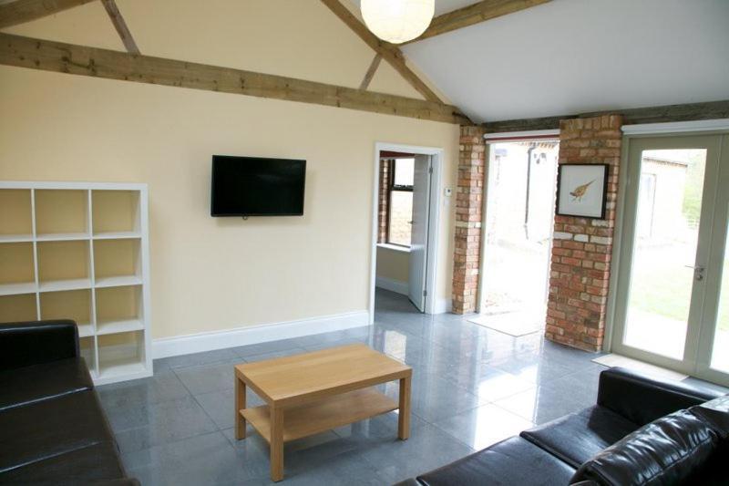 Pheasants Roost At Tove Valley Cottages Towcester Eksteriør billede